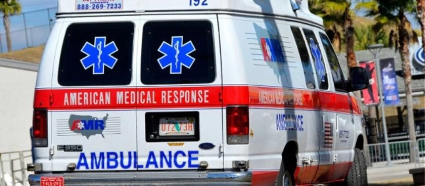 Σοκαριστικό τροχαίο δυστύχημα στην Καλιφόρνια - Νεκροί δύο άνθρωποι (βίντεο)